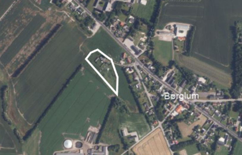 Luftfoto visende ejendommen